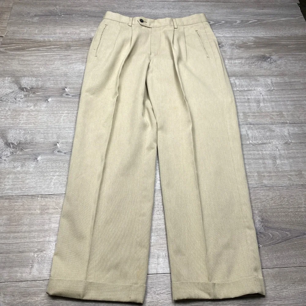 Dockers Khakis Pants Mens 34x32 Tan Pleated Relaxed Premium Casual Business